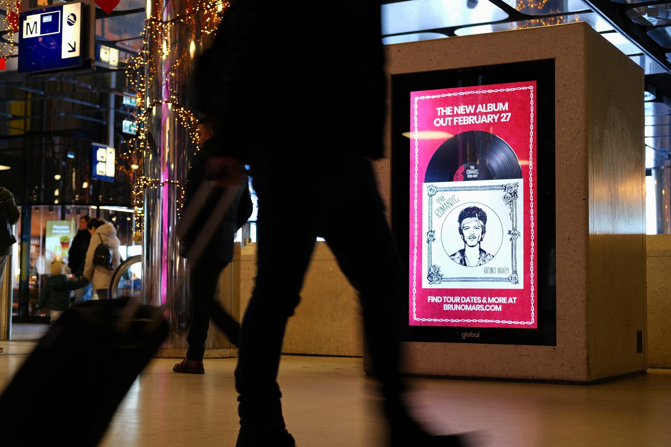 Bruno Mars, DOOH