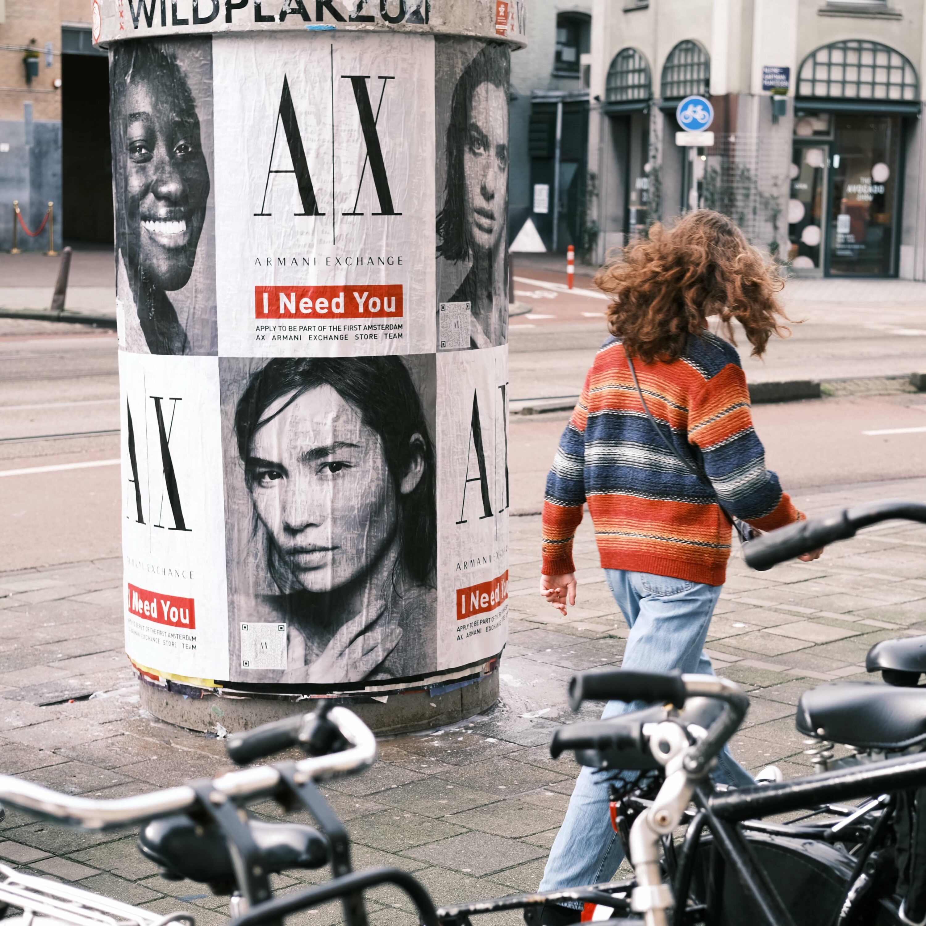 Wildplak campagne Armani Amsterdam Stadsbehang